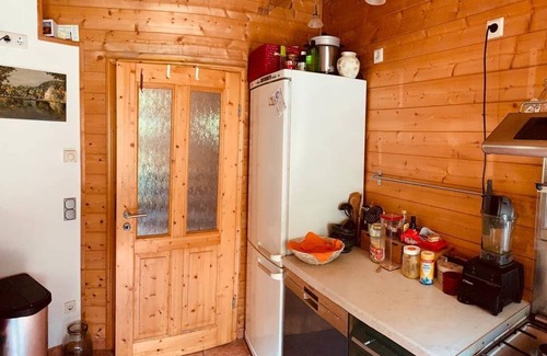 Prenden House | Cosy wooden house near 7 lakes - only 38 km to Berlin, up to 10 guests.