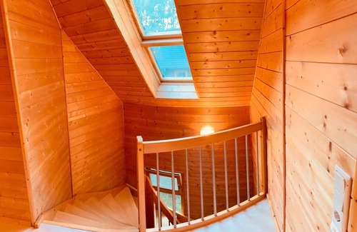 Prenden House | Cosy wooden house near 7 lakes - only 38 km to Berlin, up to 10 guests.