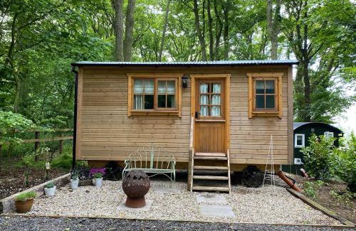 West Heslerton Other | Cosy Wooden Shepherds Hut
