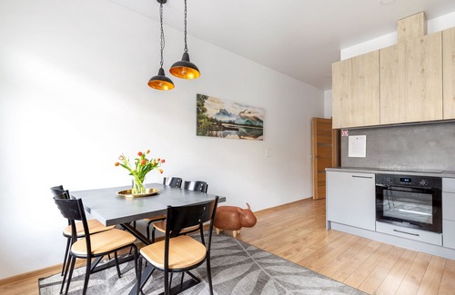 Old Town Apartment | Cosy Yard Aprtm 1 bedr 2 Bathr by Reside Baltic