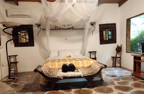 Mahe Island Villa | Coté Sud Unique Villas and Bungalows - Girasole