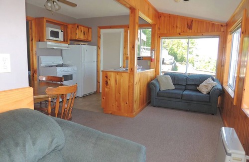 Cape Vincent Cottage | Cottage #1 - 3 bedroom/1 bath