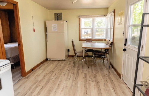 Sauble Beach Cottage | Cottage #2 - Sauble Beach Front