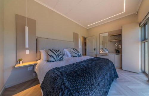 Simondium Ski Chalet | Cottage 4 - Leo Sky Farm