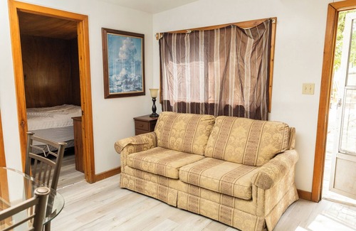 Sauble Beach Cottage | Cottage #4 - Sauble Beach Front