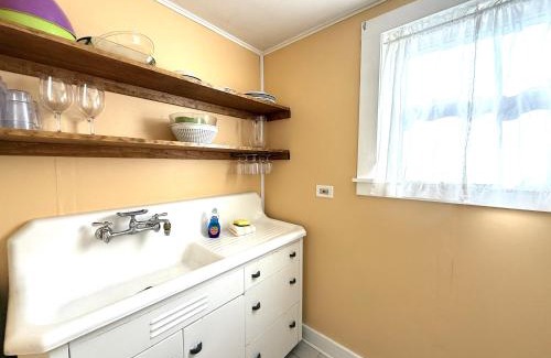 Wolfeboro Apartment | Cottage 8-9 - Stand Alone 2 Bedroom/2 Bath