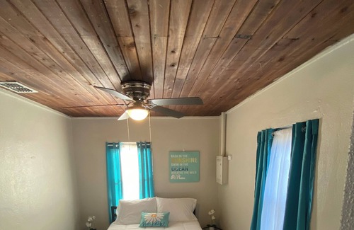 Auburndale Cottage | Cottage Apartment near Legoland/Peppa Pig