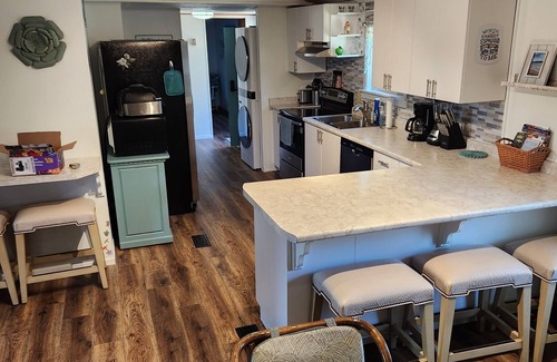 Nancy Cottage | Cottage at Lake Cumberland; 6m walk to water at Clearwater public boat ramp