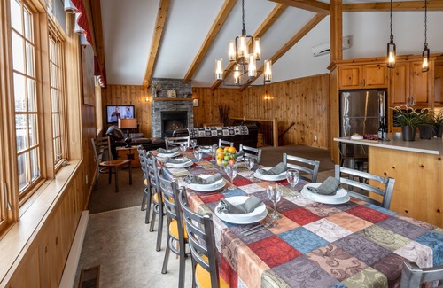Sainte-Agathe-des-Monts Ski Chalet | Cottage Ziema for 12 people