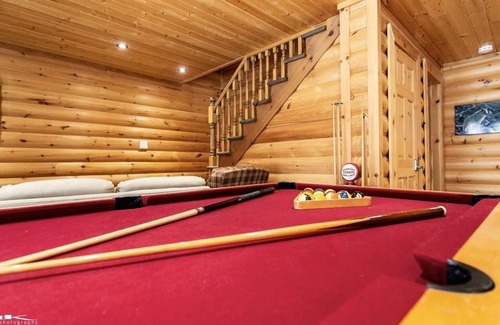 Amherst Cabin | Cottage - Chalet - Close to Mont Tremblant- Hot Tub - Sauna