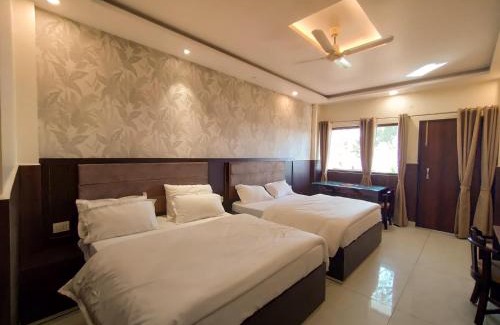Almora Bed & Breakfast | Cottage Club Inn
