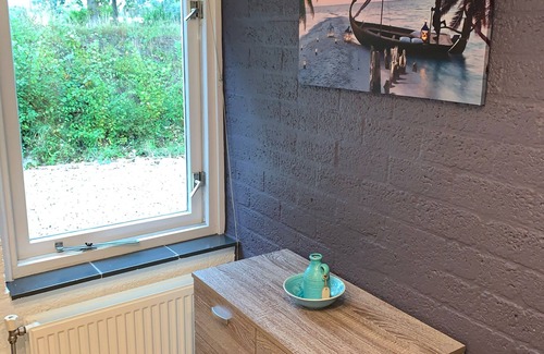 Ouddorp House | Cottage coast in South Holland behind the dunes by the sea