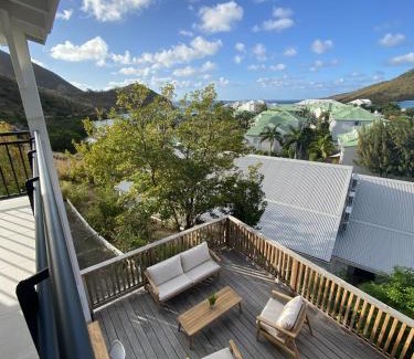 Anse Marcel Apartment | Cottage Cosy Duplex Anse Marcel, Vue mer et marina