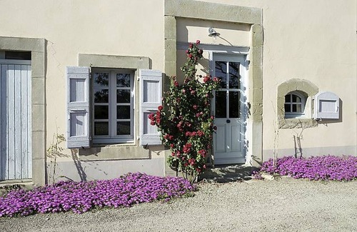 Villesiscle Cottage | Cottage for 4 people at Domaine de la Forçate with swimming pool in the park.