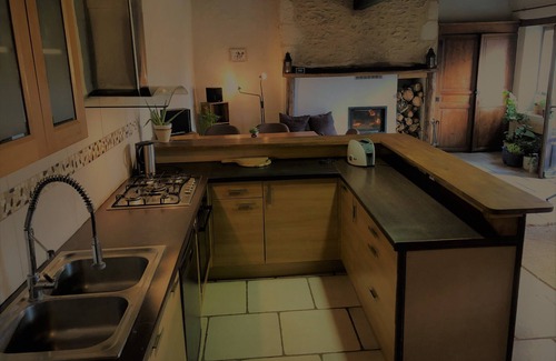 Les Eyzies House | Cottage for 4 people with beautiful view and swimming pool