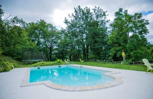 Les Eyzies House | Cottage for 4 people with beautiful view and swimming pool