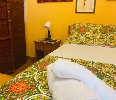 Graniti Apartment | Cottage Gole Alcantara Gloria Room