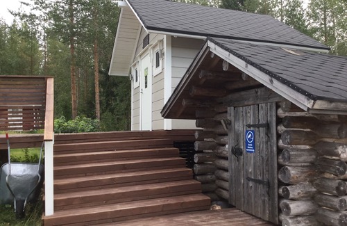 Kinnula Cottage | COTTAGE+GRANARY+KARAOKE+LEAN-TO
