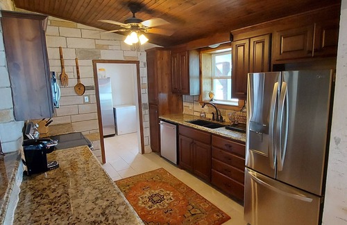 Graford House | Cottage Home at McGinnis Point