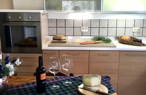 Cecina House | Cottage I Ciliegi with fenced garden