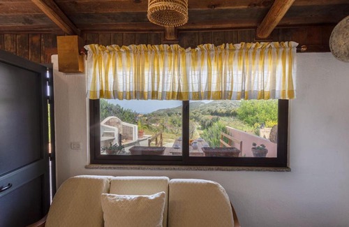 Castelsardo Ski Chalet | COTTAGE IN CAMPAGNA A CASTELSARDO(Whole House)