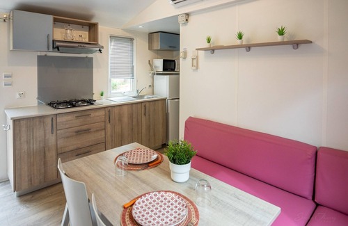 Miami Platja House | Cottage in Spain with Private Beach Access