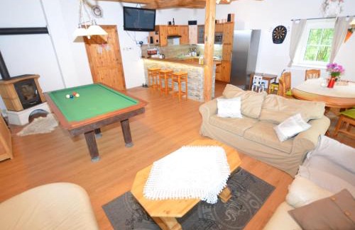 Liberec House | Cottage in Liberec with Sauna and Ski Nearby