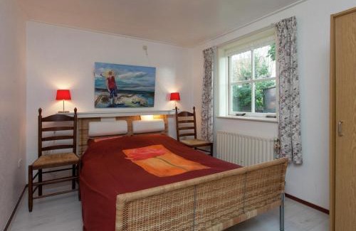 Nes House | Cottage in Nes-Ameland near Coastline
