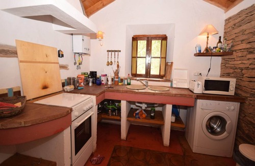 Troviscais Cottage | Cottage in São Luís with Private Pool