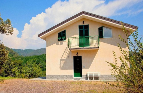 Sesta Godano Villa | Cottage in Sesta Godano near Beaches