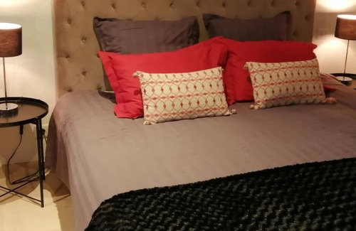 Le Cler House | Cottage in the heart of Périgord (Tournesol) with heated swimming pool