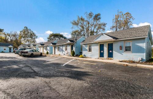 Grantville Hotel | Cottage Inn - Grantville