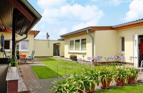 Karlshagen House | Cottage, Karl Hagen