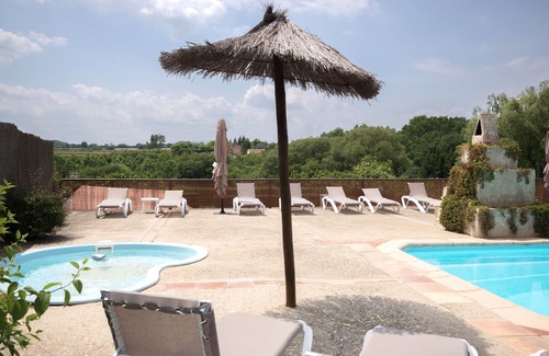 Llampaies Cottage | Cottage La Pallissa 3 bedr.130 m2, 9 people Shared Pool Barbecue SAT TV