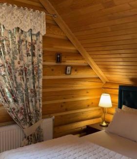 Bukovel Apartment | Cottage Lavanda окремий котедж з каміном