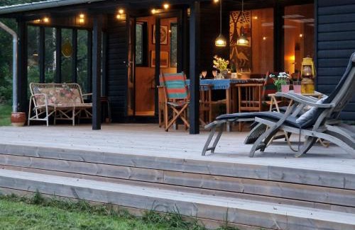 Melby House | Cottage Near Hald Beach With Large Garden