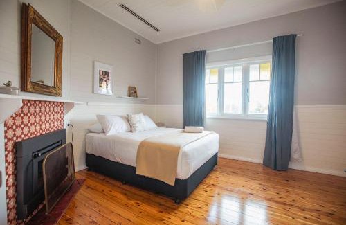 Armidale House | Cottage on Dangar
