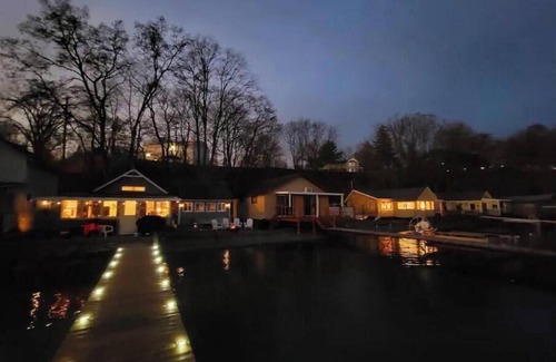 Dresden Cottage | Cottage on Seneca Lake Shoreline