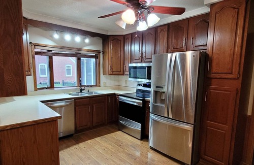 Ackley House | Cottage on Tenth