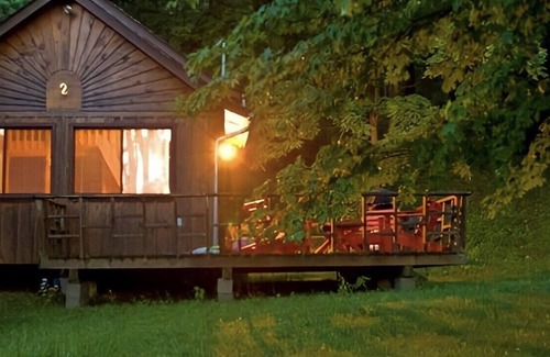 Otonabee-South Monaghan Resort | Cottage on the Beach - Rice Lake and Otonabee River