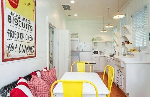 Tybee Island Cottage | Cottage on the Green B Just Steps to the Beach