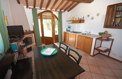 San Macario In Monte Villa | Cottage on Tuscan Agriturismo close to a village