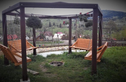Yasinya Cabin | Cottage Ozerniy