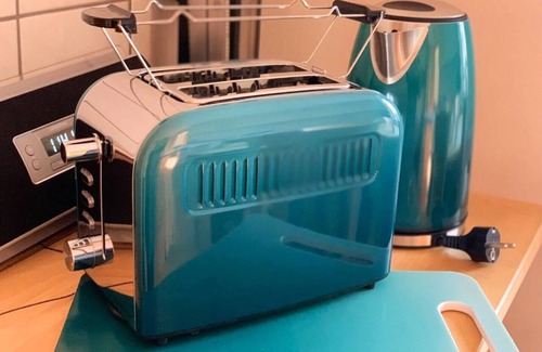 St. Peter-Ording Cottage | Cottage 'Seekiste' with Private Terrace, Shared Garden and Wi-Fi