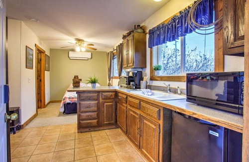 Kalispell Bed & Breakfast | Cottage Suite at Country Way Inn