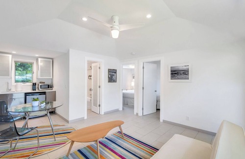 Hampton Bays House | Cottage Suite in Boutique Hotel, Heart of Hampton Bays, Waterfront.