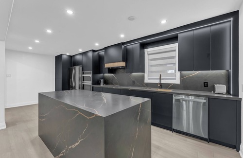 Caledon House | Cottage Vibes, City Convenience