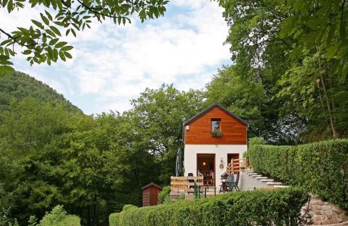 Aywaille House | Cottage with a terrace and a view of the valley
