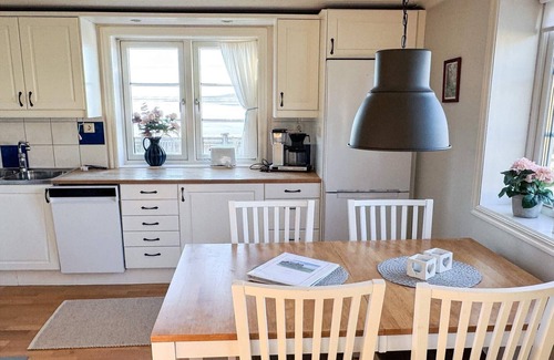 Stenungsund House | Cottage with Fjord View, Stenungsund