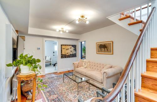 Leesburg's Old and Historic District House | Cottage with Furnished Patio and Garden Dtwn Leesburg